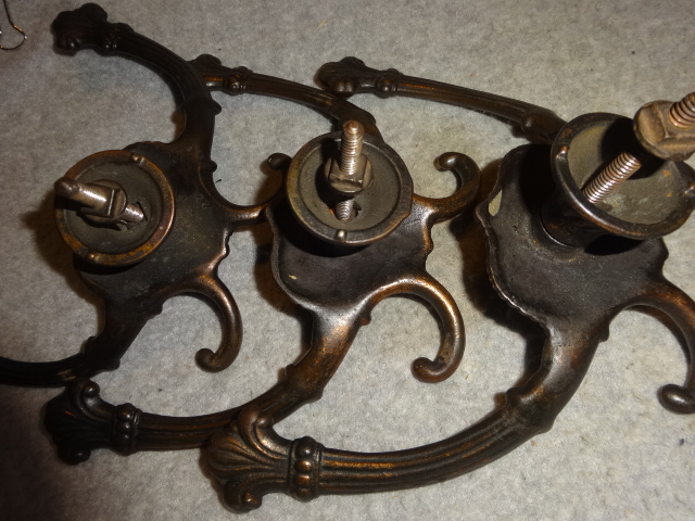 Vintage Brass Lion Shield Hook Hooks Pair Set of 2 Made, Check Engine  Vintage